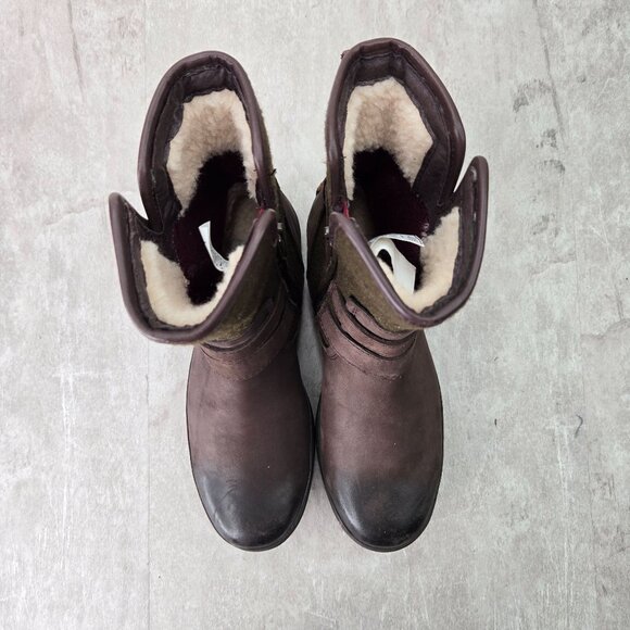 UGG Moto Ankle Boots 6 Dark Brown Leather Grunge Buckle Biker Shearling Booties - Picture 2 of 13